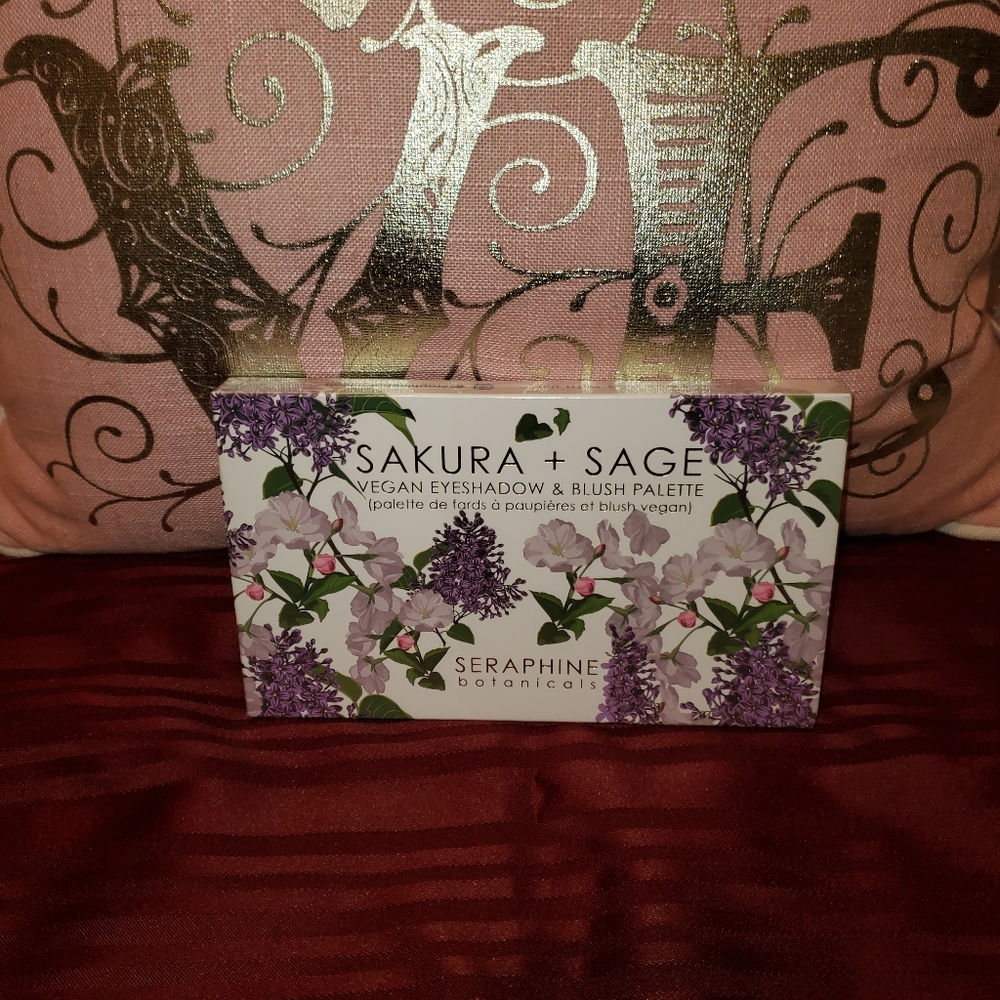 Sakura & Sage Vegan Eyeshadow And Blush Palette